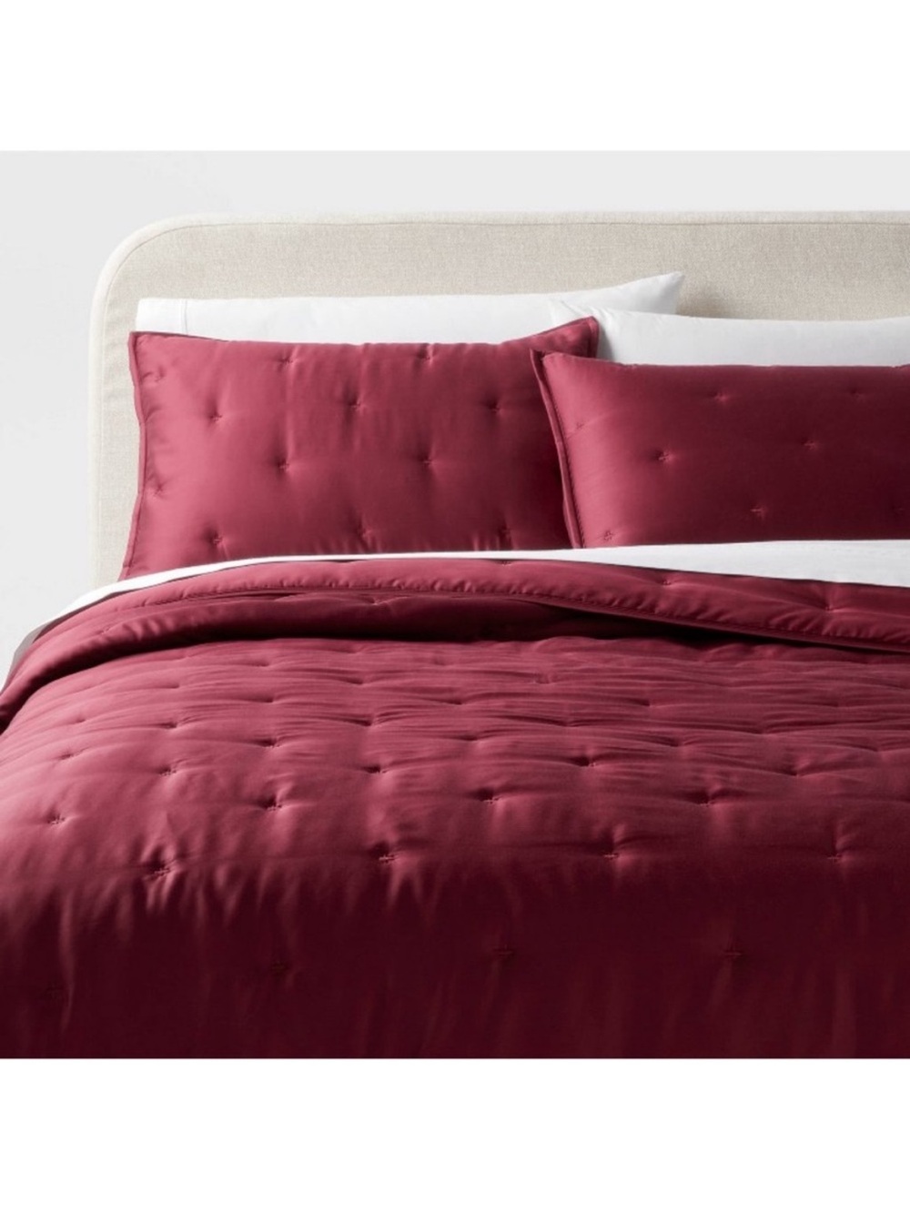 Threshold F/Q Tencel Tufted Comforter and Shams Set  Wine Red